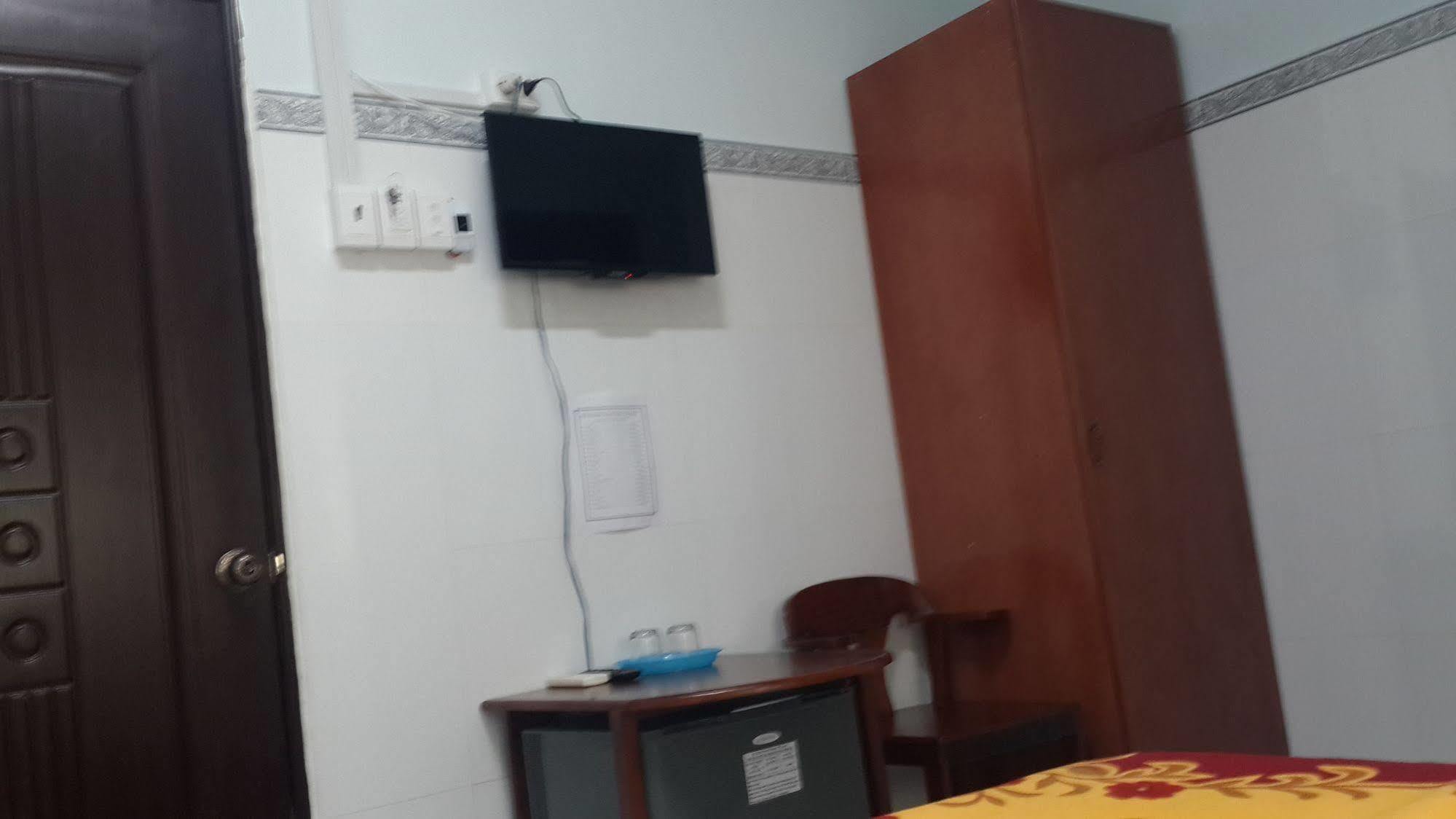 Hai Hien Guesthouse Дуонг-Донг Экстерьер фото